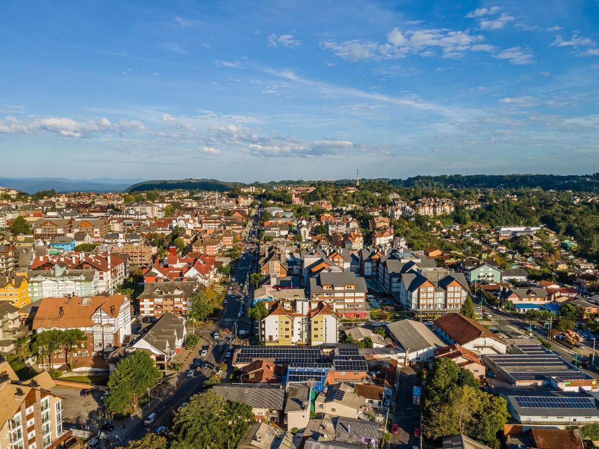 Dom Carletto 406 - Centro De Gramado 4 Dormitorios Dış mekan fotoğraf